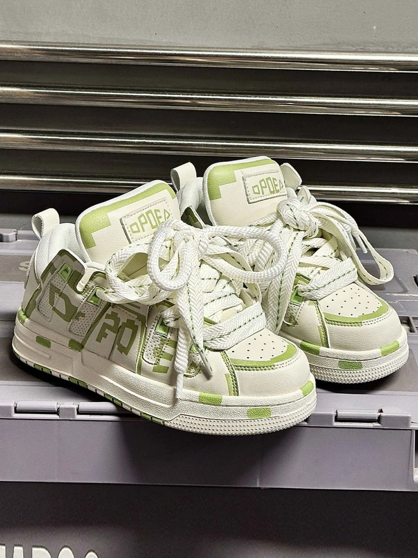 Kicksteria - High Street Versatile Couple Shoes